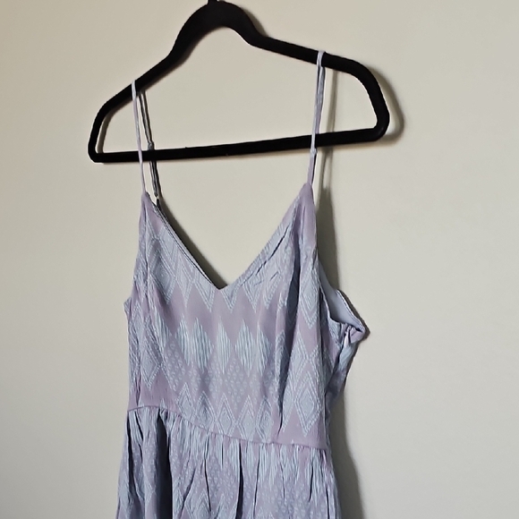 Bo*Bel Coquette Flirty Medium Bow Cut Out Back Chic Lavender Geometric Dress - Picture 5 of 13